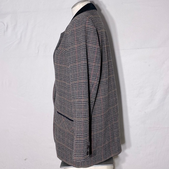 Evidence Black Beige Red Houndstooth Blazer with Black Velvet Collar 8 - Picture 3 of 13